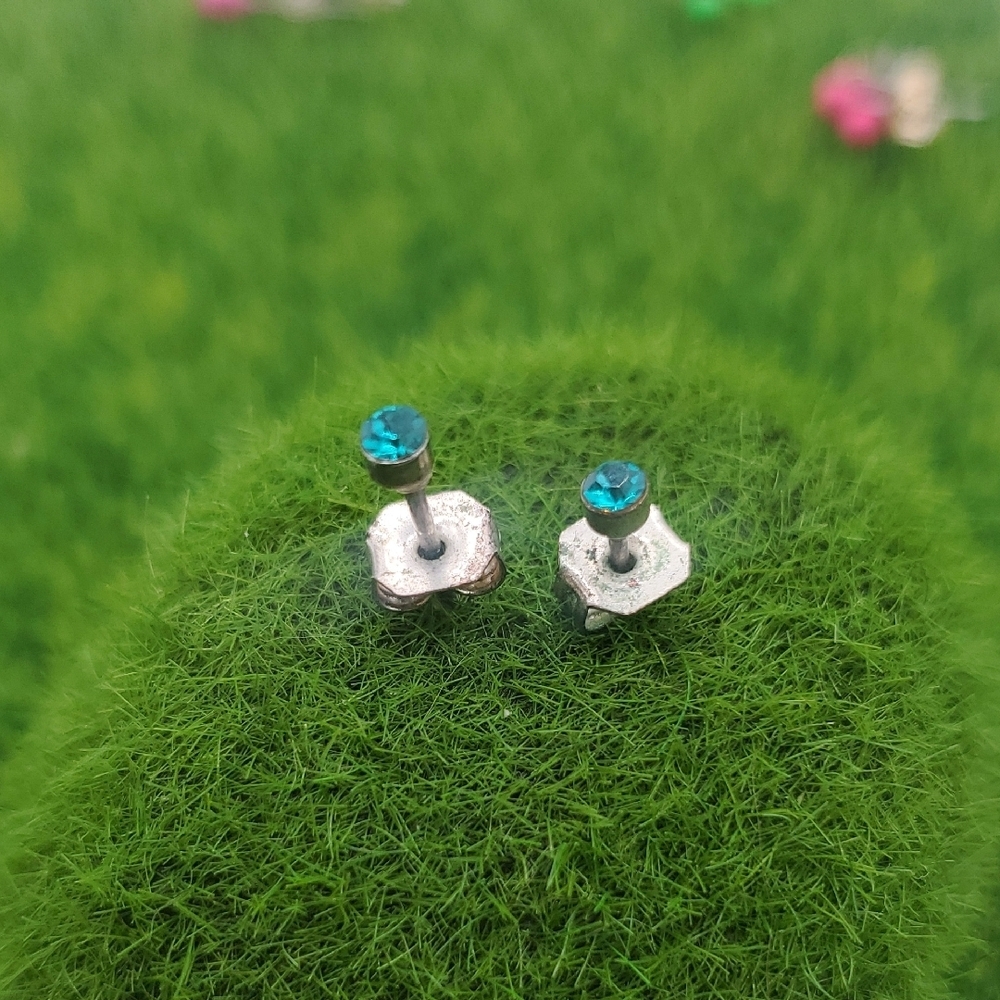 Crystal Stud Earrings E1030